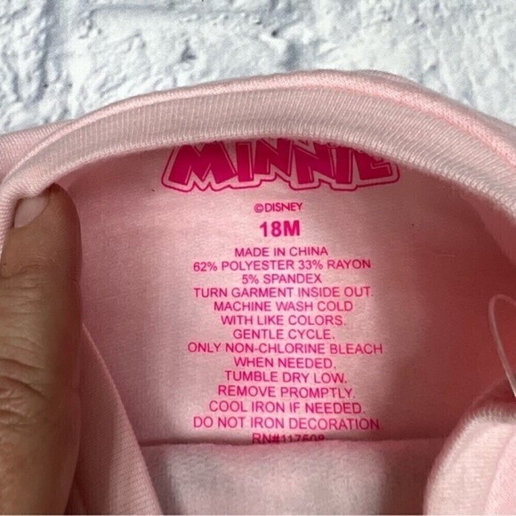 Minnie mouse, size 18 months, pink sweatshirt - Picture 4 of 5